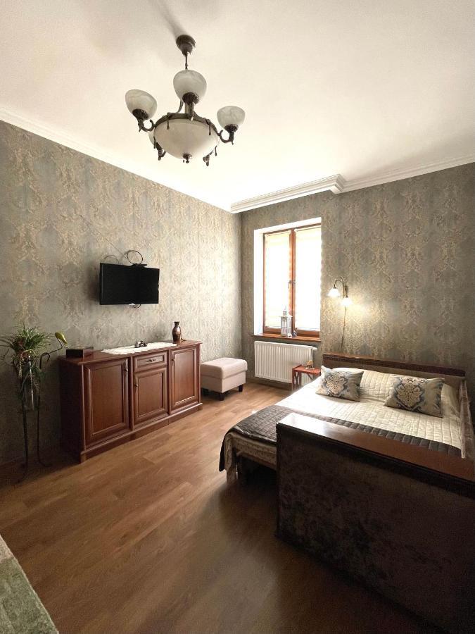 לבוב Apartment On Franka מראה חיצוני תמונה